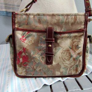 $5.00 item!!  Fossil Shoulder Purse Floral